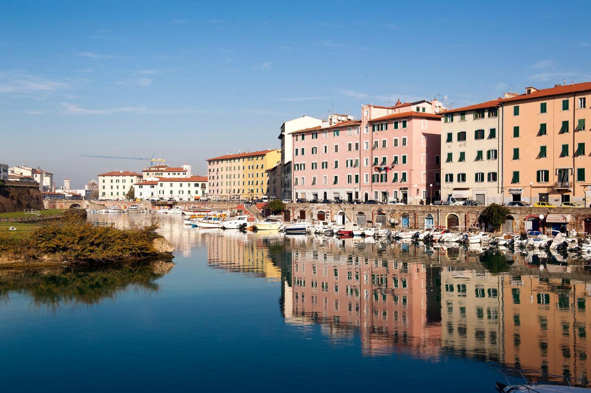 La Casina Di Borgo Apartment Livorno Luaran gambar